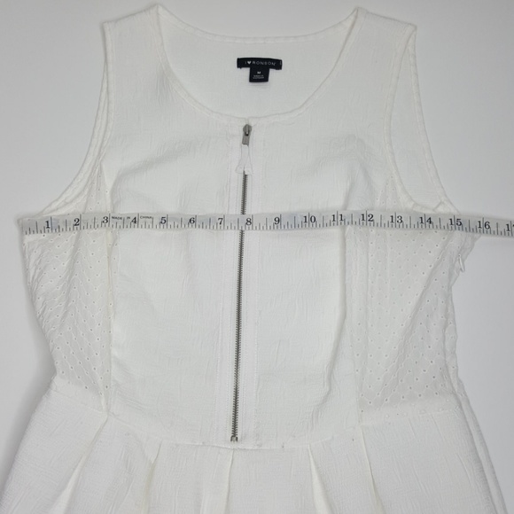 I ♡ Ronson White Sleeveless Dress - Picture 7 of 8